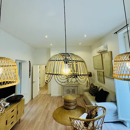 Mana Keep Calm Feel The Light And Shine