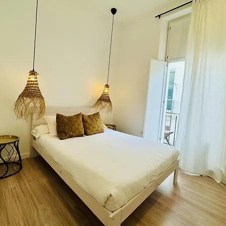 Mana Keep Calm Feel The Light And Shine Apartman *