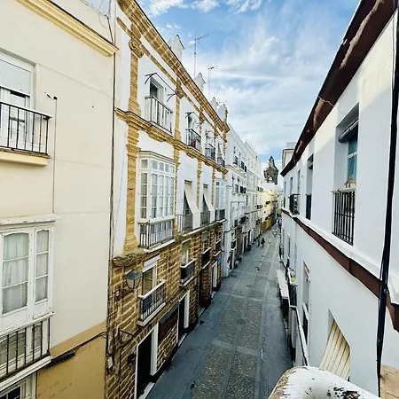 Mana Keep Calm Feel The Light And Shine